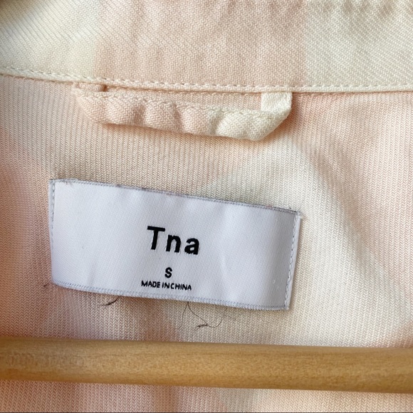 TNA Cropped Button-Up - Picture 6 of 8